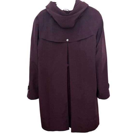 Coldwater Creek XL Women’s Purple Hooded Saturday In The Park Lined Raincoat - Picture 3 of 11
